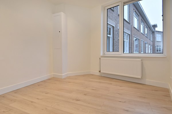 Medium property photo - Van Musschenbroekstraat 81, 2522 AJ Den Haag